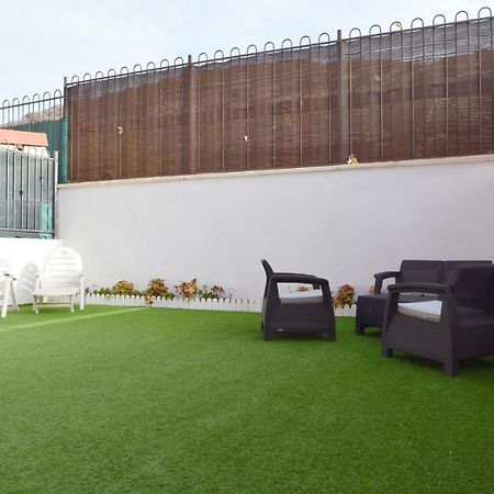 Mocan Perfect Stay Palm-mar Luaran gambar